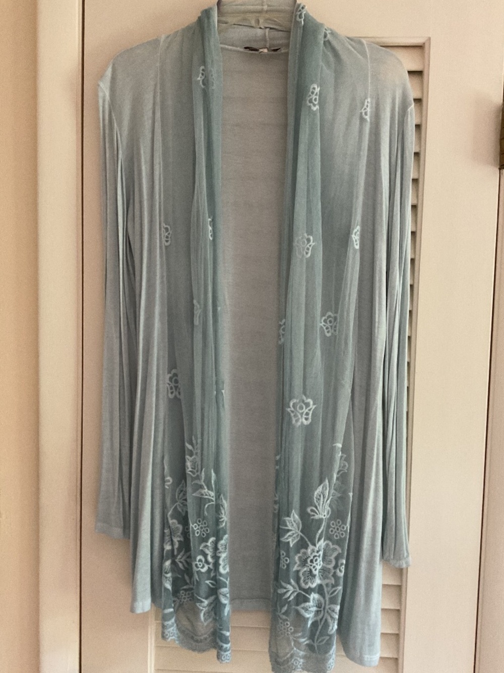 Made in Italy Sea foam blue Viscose 100% Lightweight woman cardigan Size US L